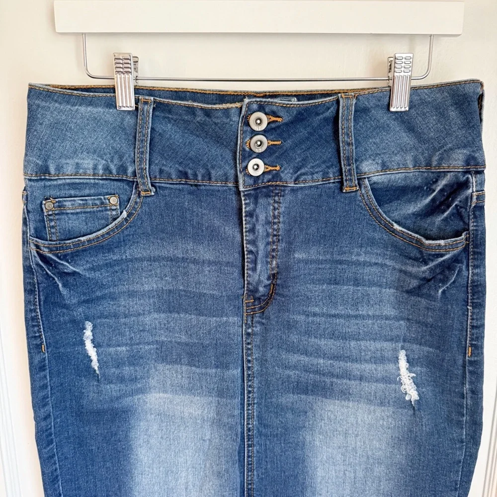 It Tatiana Blue Denim Pencil Skirt - Picture 2 of 9